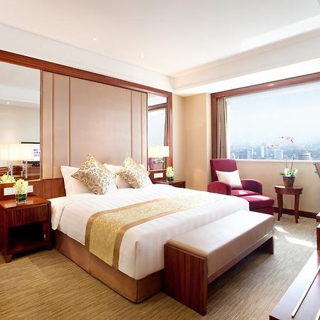 Crowne Plaza Nanjing Hotels & Suites מראה חיצוני תמונה