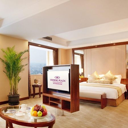 Crowne Plaza Nanjing Hotels & Suites מראה חיצוני תמונה