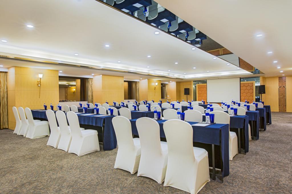 Crowne Plaza Nanjing Hotels & Suites מראה חיצוני תמונה
