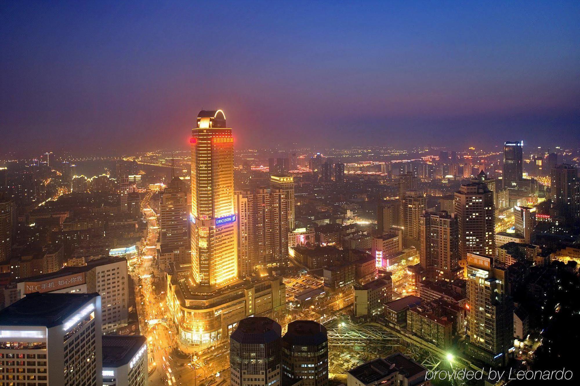 Crowne Plaza Nanjing Hotels & Suites מראה חיצוני תמונה
