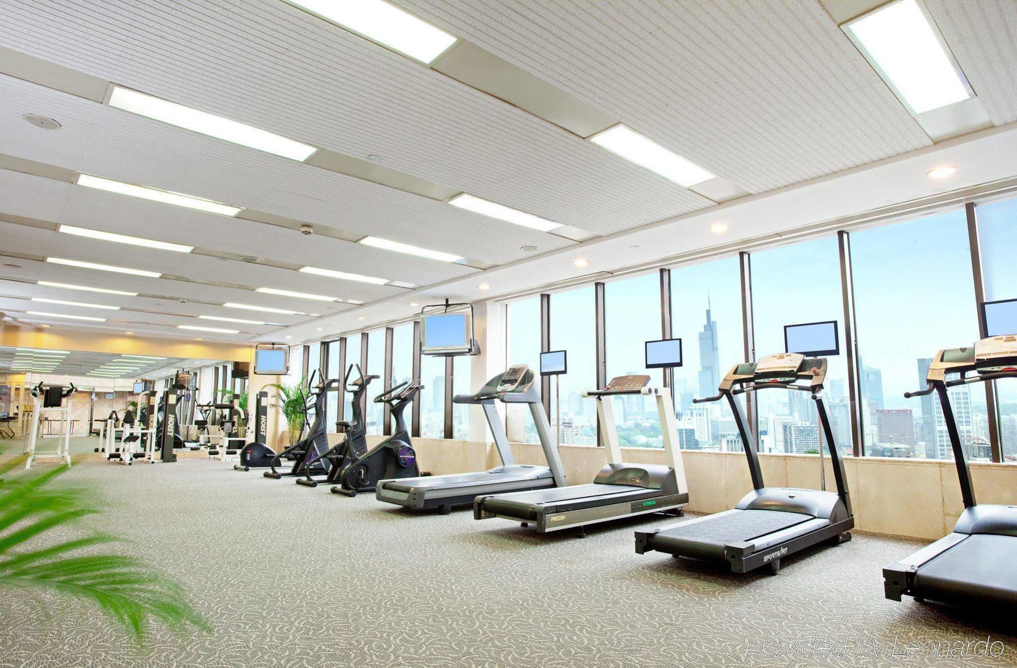 Crowne Plaza Nanjing Hotels & Suites מראה חיצוני תמונה