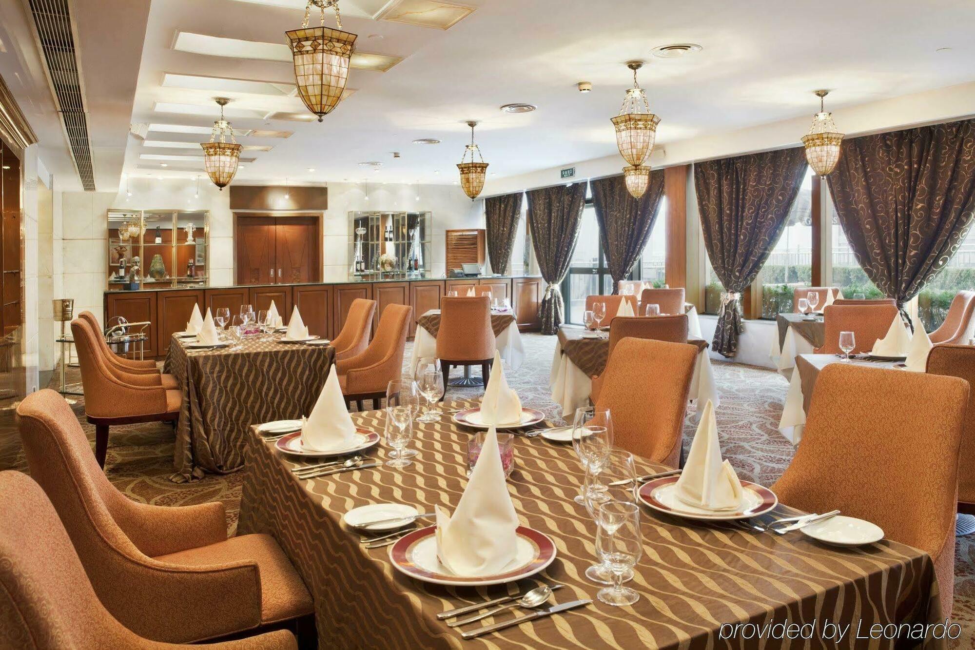 Crowne Plaza Nanjing Hotels & Suites מסעדה תמונה